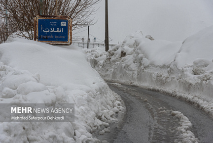 «کوهرنگ» مدفون در برف (18)