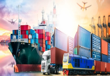 جابه جایی و حمل ریلی ۲ هزار تن چوب وارداتی برای اولین بار در راه آهن شمال شرق ۱
