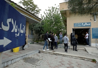 تصاویر| ازدحام مرکز تعویض پلاک خودرو تهران