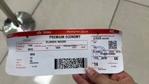 وجه کامل بلیت هواپیما در ایام جنگ تحمیلی باید بازگردانده شود