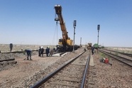 نصب یک دستگاه سوزن بتنی UIC60 در خط سیاه چشمه–تاکستان ️