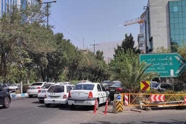 هیچ مسئولی کمبود پارکینگ در تهران را گردن نمی‌گیرد!