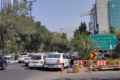 هیچ مسئولی کمبود پارکینگ در تهران را گردن نمی‌گیرد!