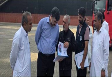 بازدید رئیس سازمان راهداری و حمل ونقل جاده ای از پایانه مرزی ریمدان و بندر شهید بهشتی 