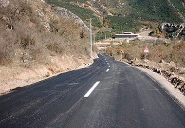 بازسازی راه های ارتباطی روستاهای استان سمنان 