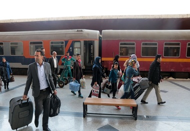 افزایش سفرهای ریلی به مشهد/جابه جایی بیش از ۸ میلیون مسافر در نیمه نخست سال 1404