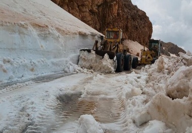 آمادگی ۳۲ اکیپ و ۴۵ گشت راهداری زمستانی در استان کرمان 